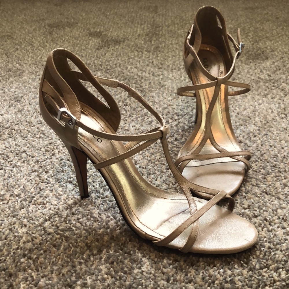 KLUB NICO Nude T strap Heels